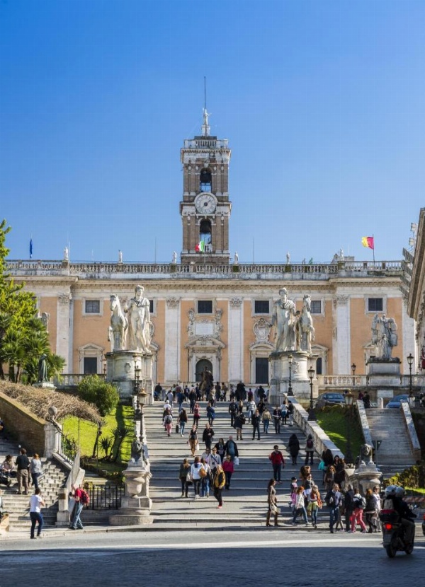 Rome Downtown Suite Bed and Breakfast Aracoeli image 10